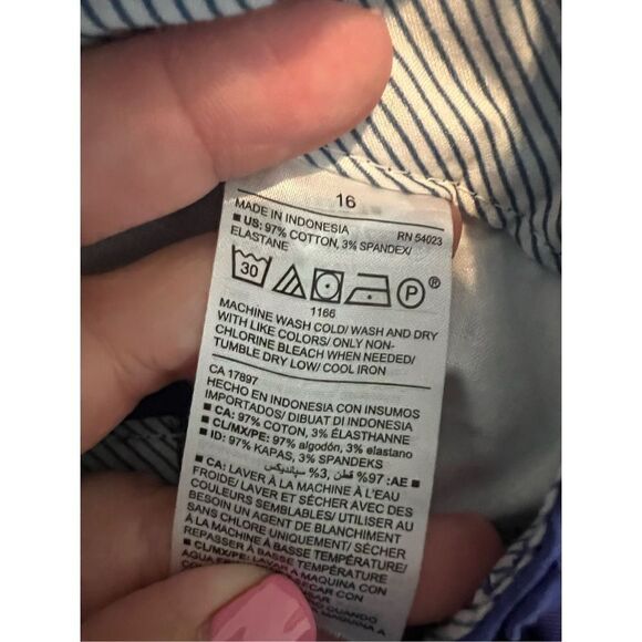 NWT Old Navy Womens Shorts Size 16 - Picture 3 of 3